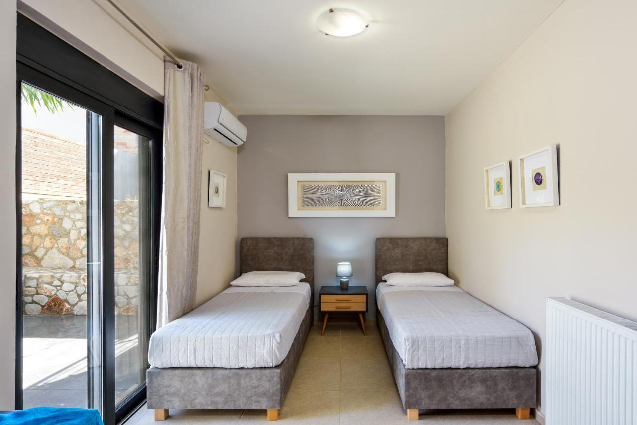 Adorno Luxury Villas 克拉法吉亚 外观 照片