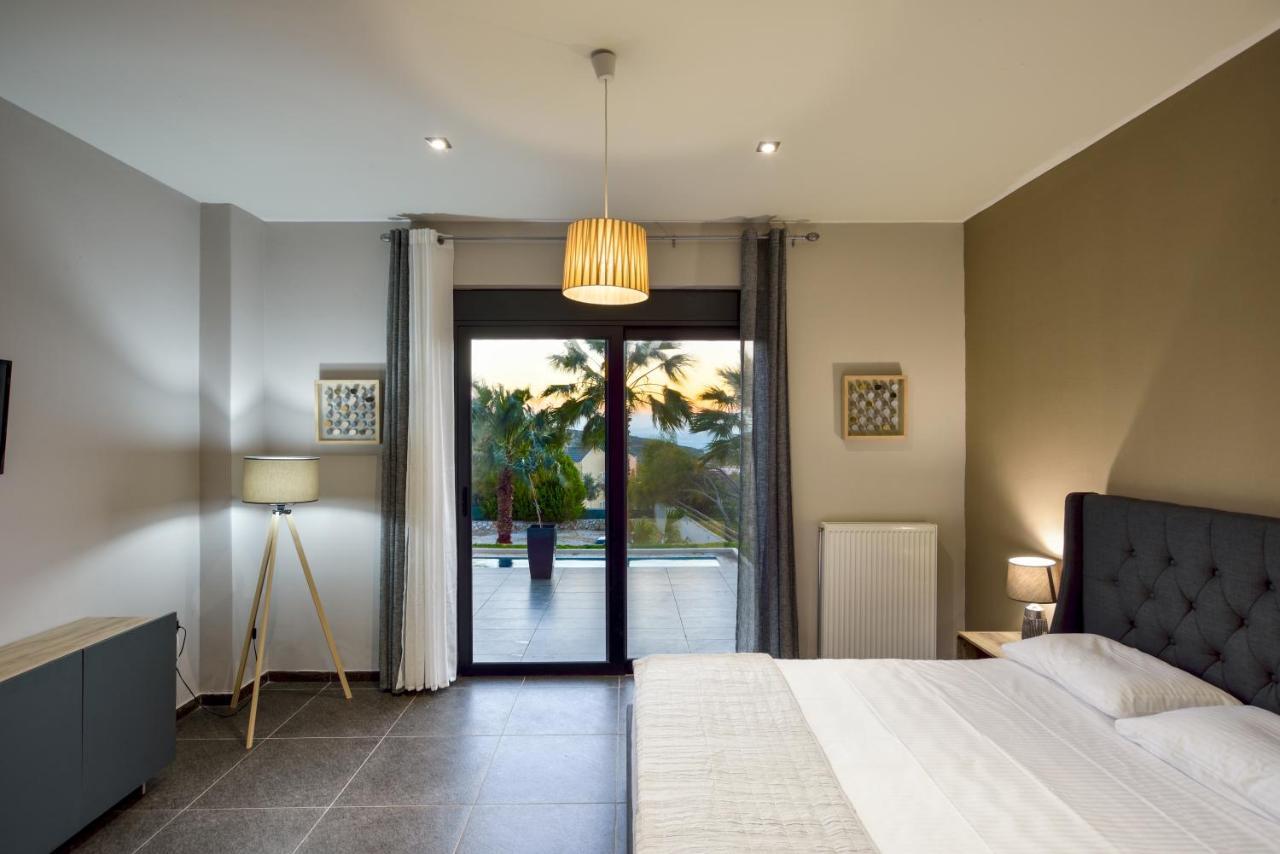 Adorno Luxury Villas 克拉法吉亚 外观 照片