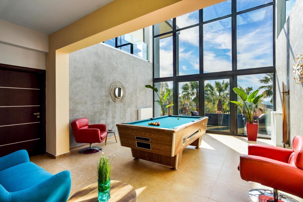 Adorno Luxury Villas 克拉法吉亚 外观 照片