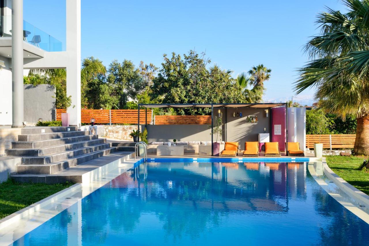 Adorno Luxury Villas 克拉法吉亚 外观 照片
