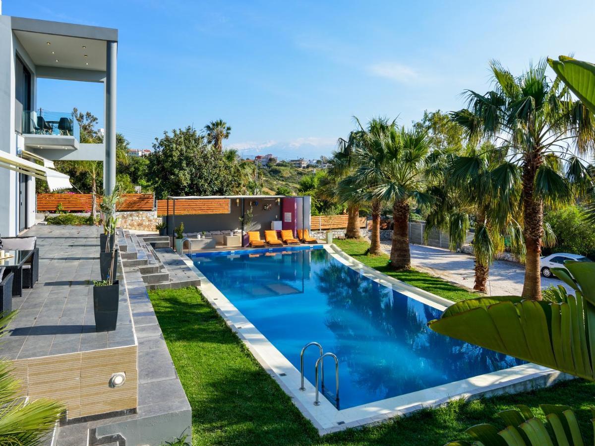 Adorno Luxury Villas 克拉法吉亚 外观 照片